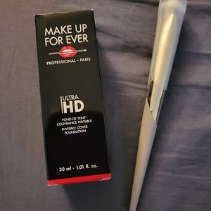Makeup Forever Ultra HD Y523 and Complex Precision Concealer Brush